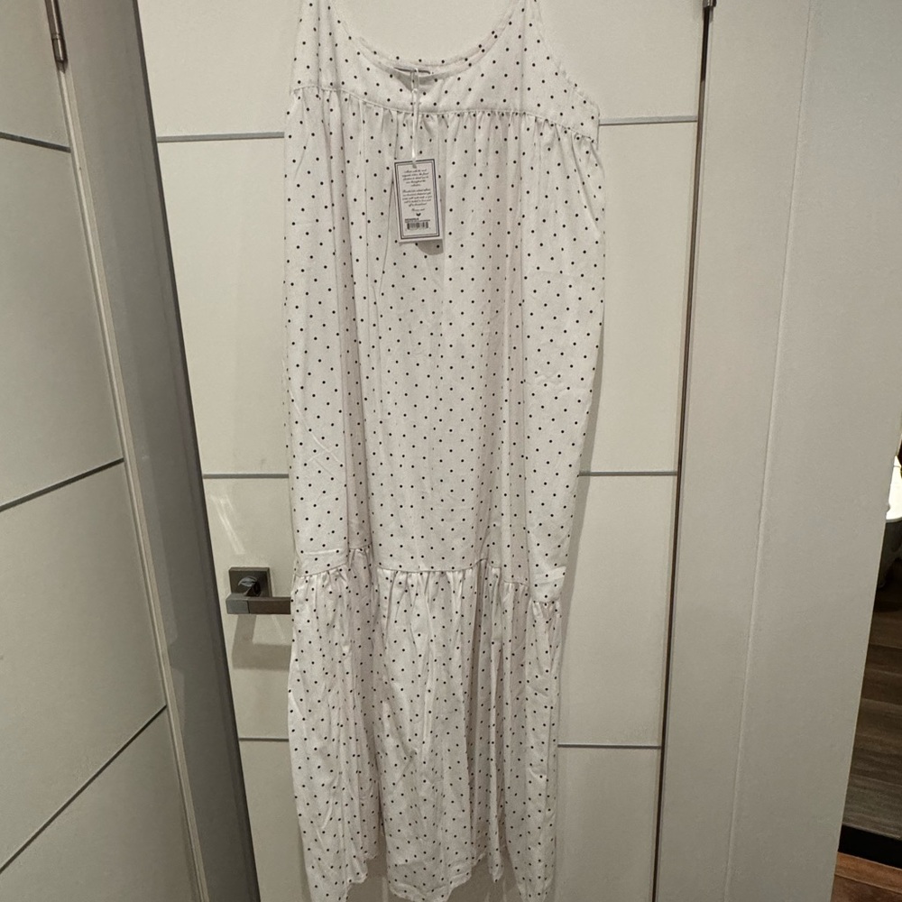 Petite Plume Chloe Nightgown size Medium New with tags